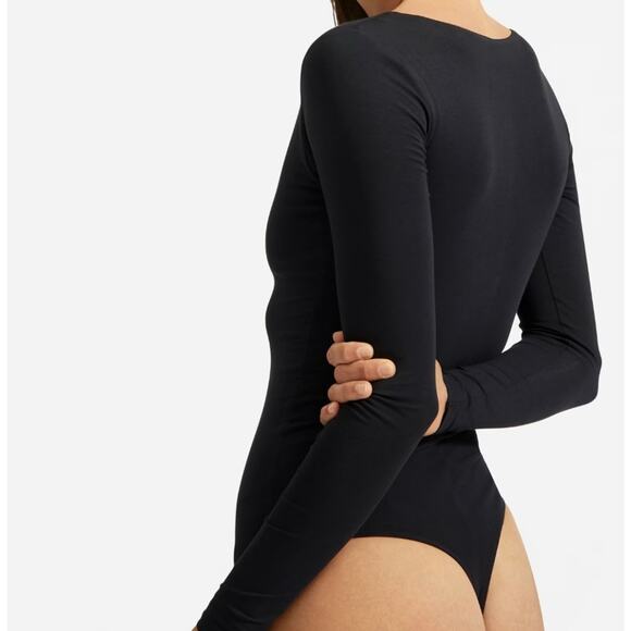 NEW Everlane Black V-Neck Long Sleeve Thong One-Piece Bodysuit - Picture 3 of 11